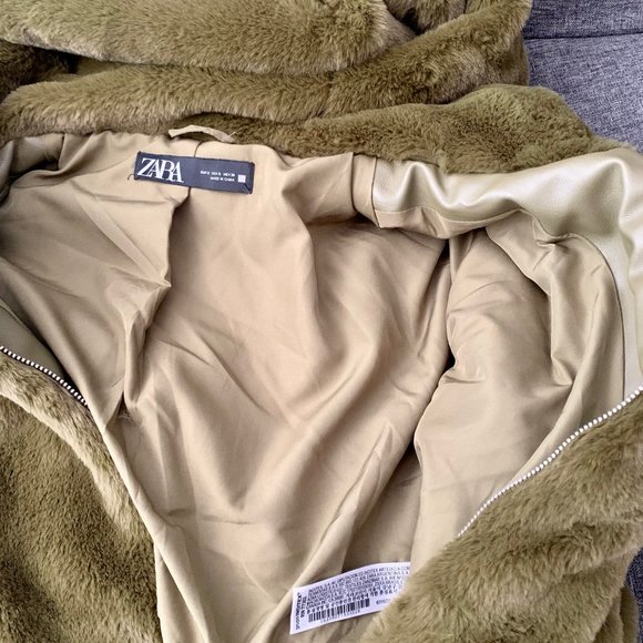 ZARA FAUX FUR JACKET - Picture 4 of 9